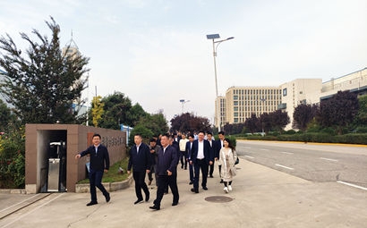团市委、市贸促会、市青企协一行到k1体育麻将胡了集团泾河工业园考察交流