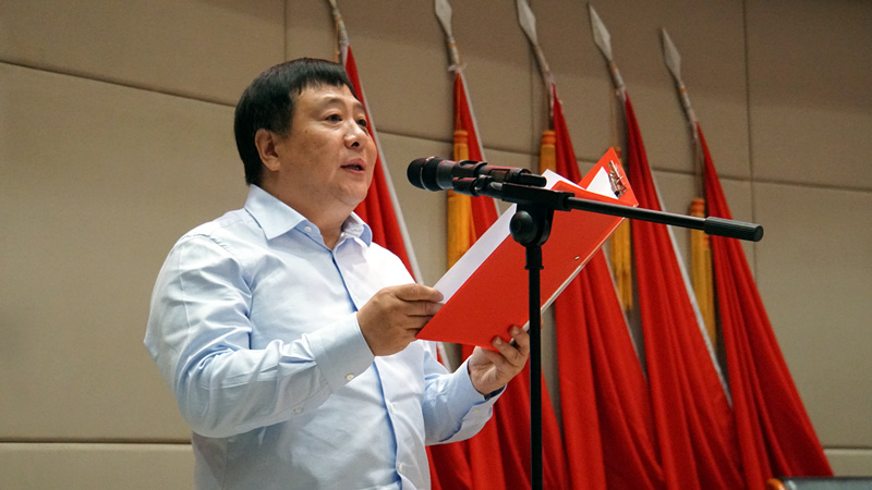 集团金辉在市国资委系统庆祝建党97周年表扬会上诵读《梁家河》节选