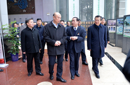 陕西省委副书记、省长、省政府党组书记刘国中一行莅临陕鼓视察指导事情